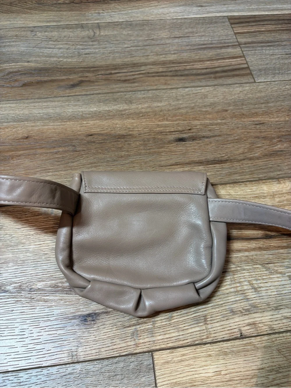 Vintage Libaire California handcrafted Genuine leather quiet-luxury fanny pack